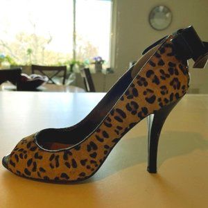 Enzo Angiolini "Maylie" Calf Hair Peep Toe Pump 4M